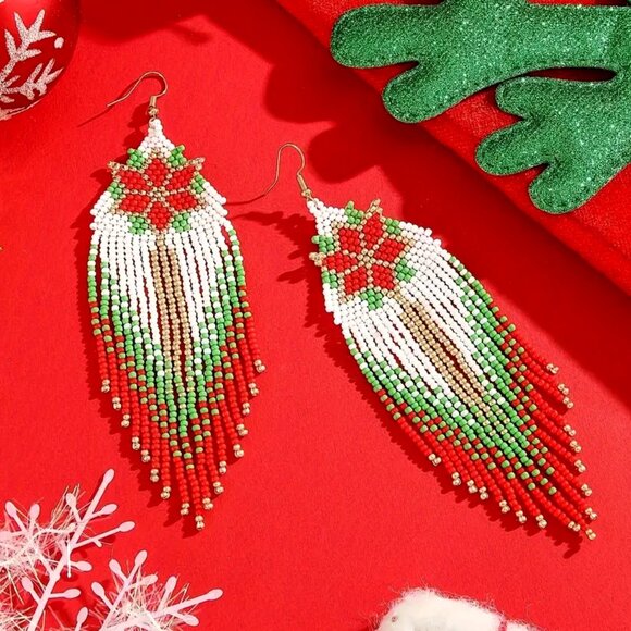 Beautiful Handmade Vintage Poinsettia Bead Tassel • Christmas Earrings - Picture 2 of 3